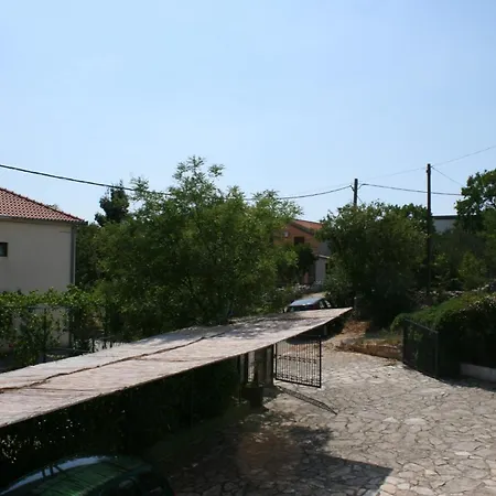 With A Parking Space Starigrad, Paklenica - 6581 *