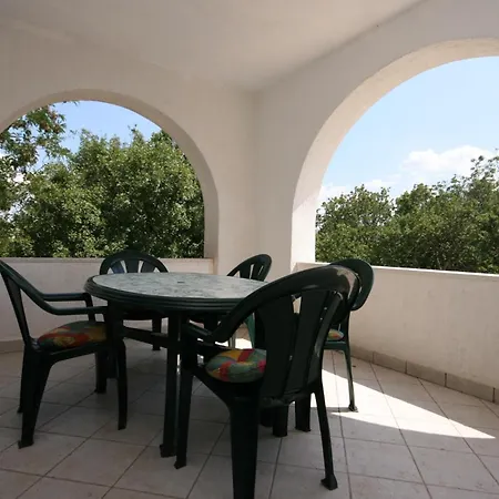 With A Parking Space Starigrad, Paklenica - 6581 Стариград-Пакленица