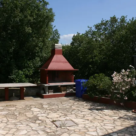 Апартаменты With A Parking Space Starigrad, Paklenica - 6581