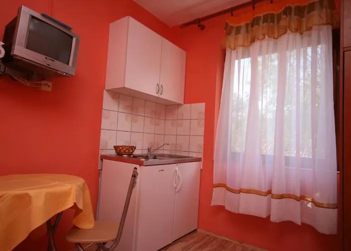 With A Parking Space Starigrad, Paklenica - 6581