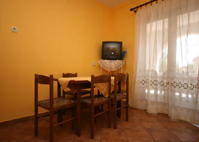 With A Parking Space Starigrad, Paklenica - 6581 Апартаменты Стариград-Пакленица