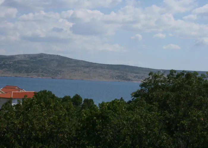 With A Parking Space Starigrad, Paklenica - 6581 Стариград-Пакленица