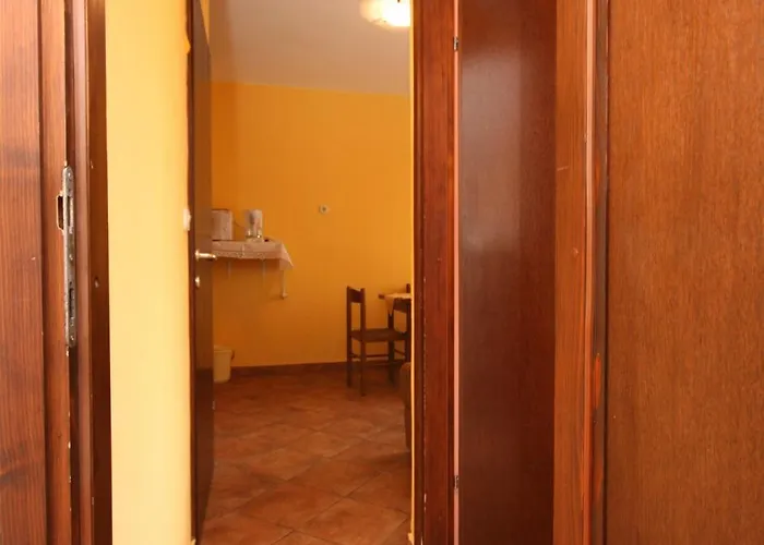 With A Parking Space Starigrad, Paklenica - 6581 *