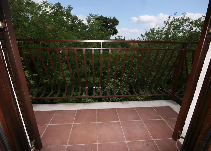 With A Parking Space Starigrad, Paklenica - 6581 *